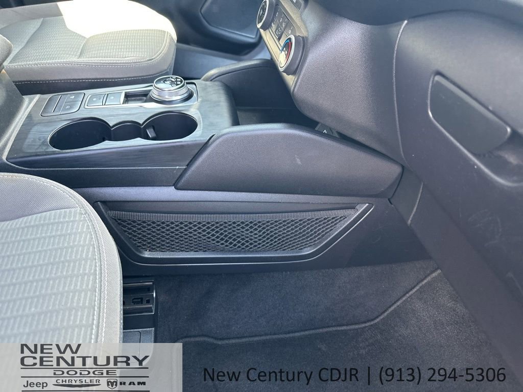 Used 2020 Ford Escape S AWD/4WD image 15