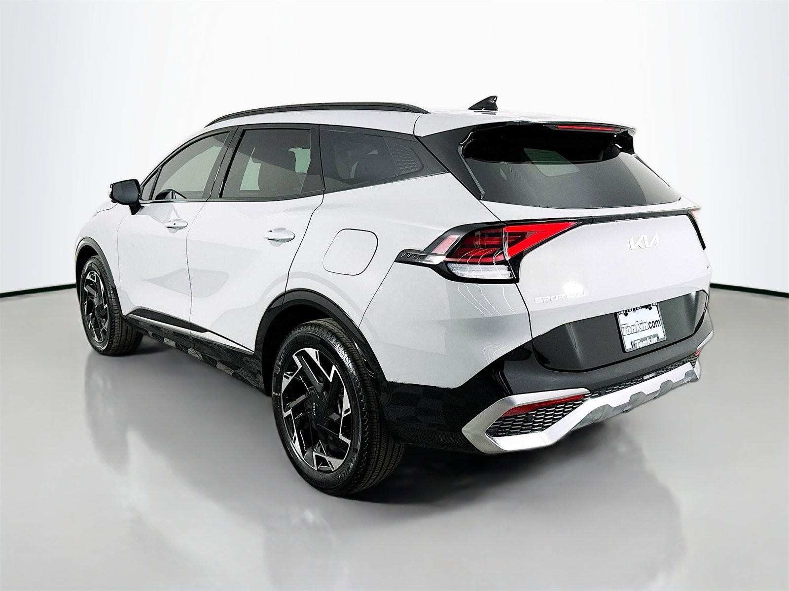 Used 2024 Kia Sportage SX image 5