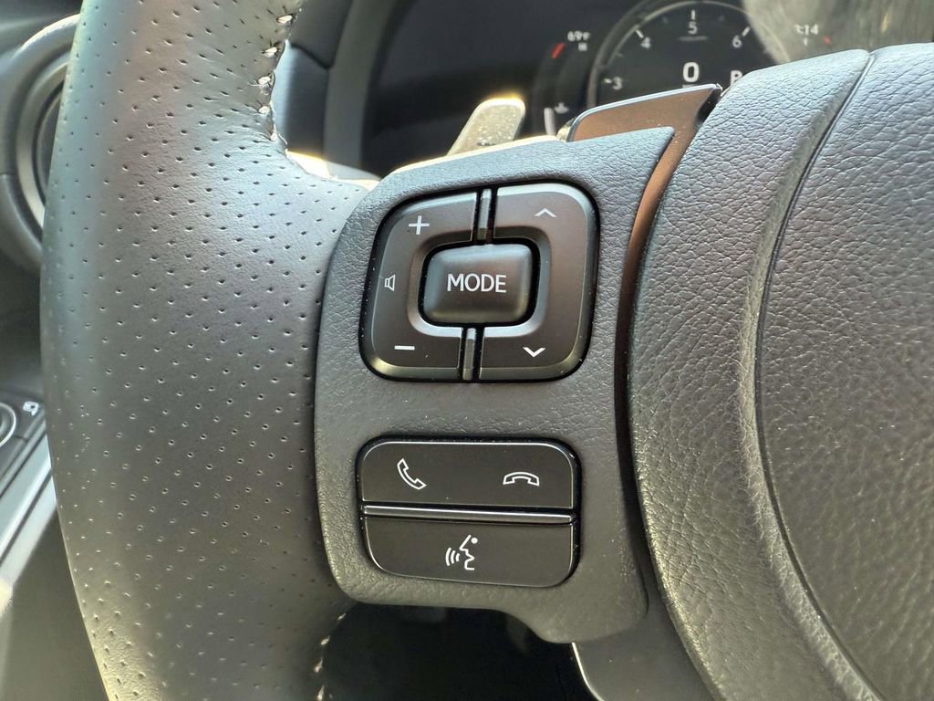 Used 2025 Lexus IS 500 RWD image 22