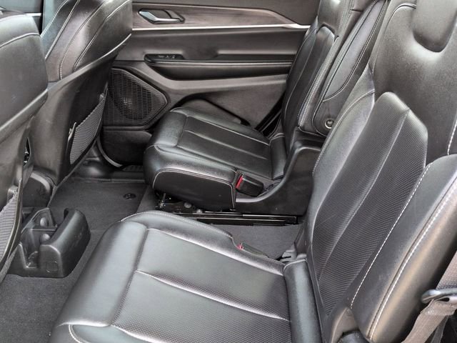 Certified 2024 Jeep Grand Cherokee L Limited w/ Luxury Tech Group II image 27