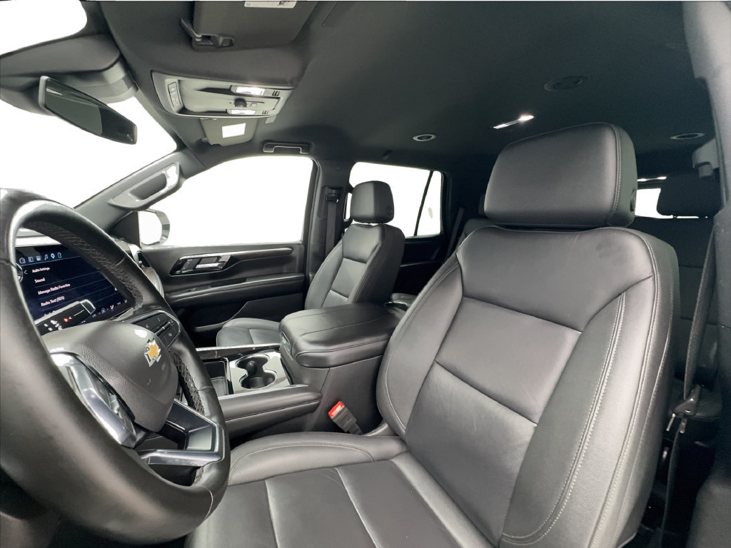 Used 2025 Chevrolet Tahoe LT RWD image 25