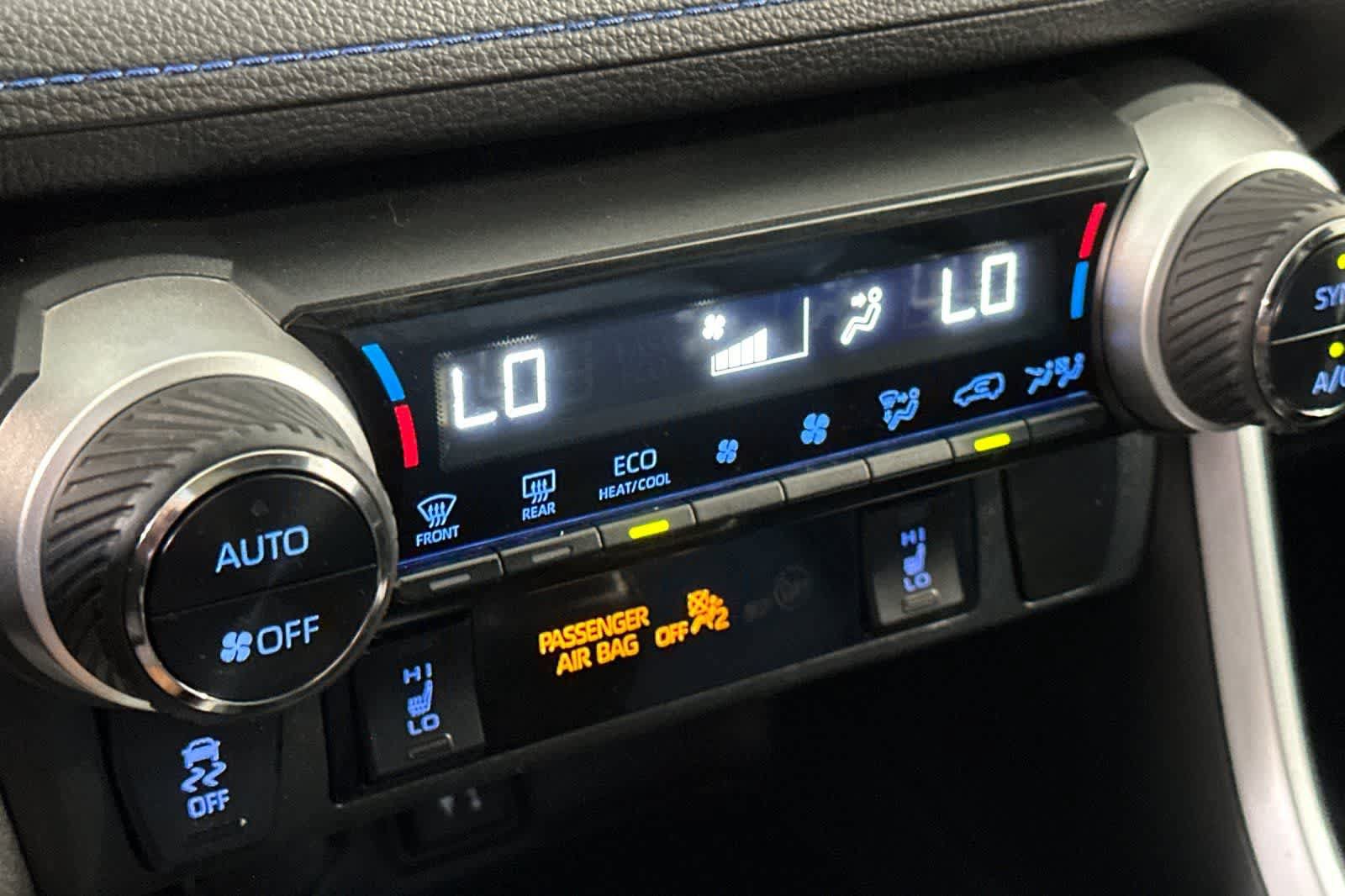 Used 2019 Toyota RAV4 XSE w/ XSE Weather Package AWD/4WD image 24