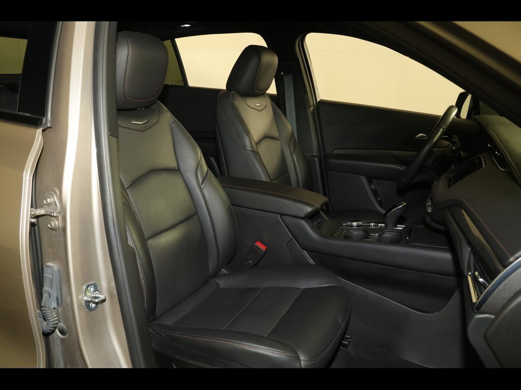 Used 2022 Cadillac XT4 Sport image 30