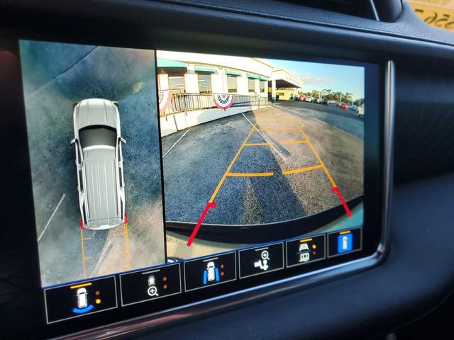 Used 2023 GMC Yukon Denali image 28