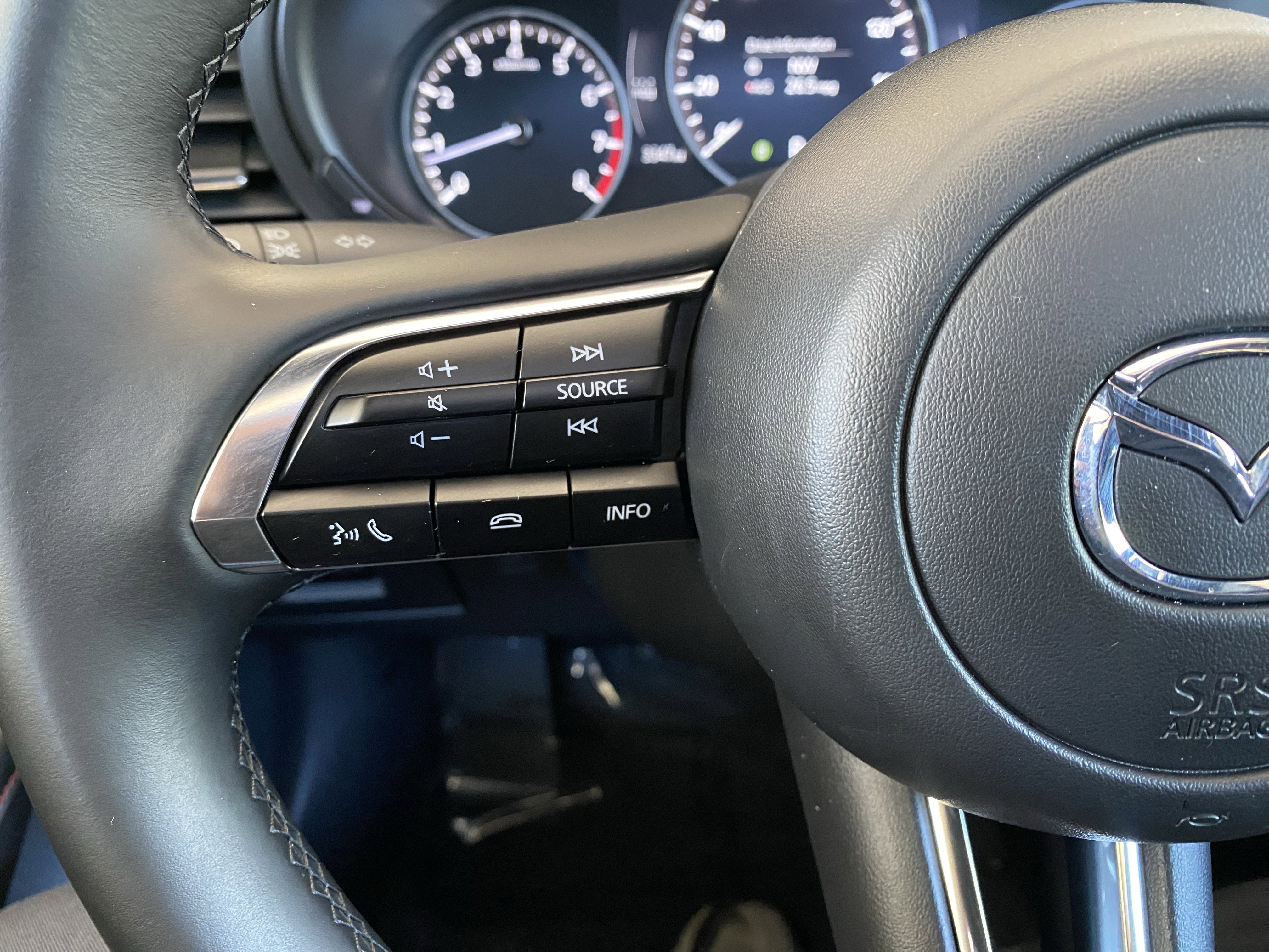 Certified 2026 MAZDA MAZDA3 Carbon image 6