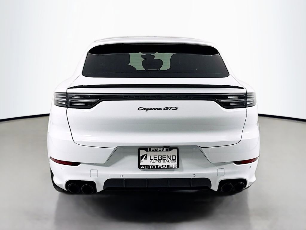 Used 2022 Porsche Cayenne GTS AWD/4WD image 5