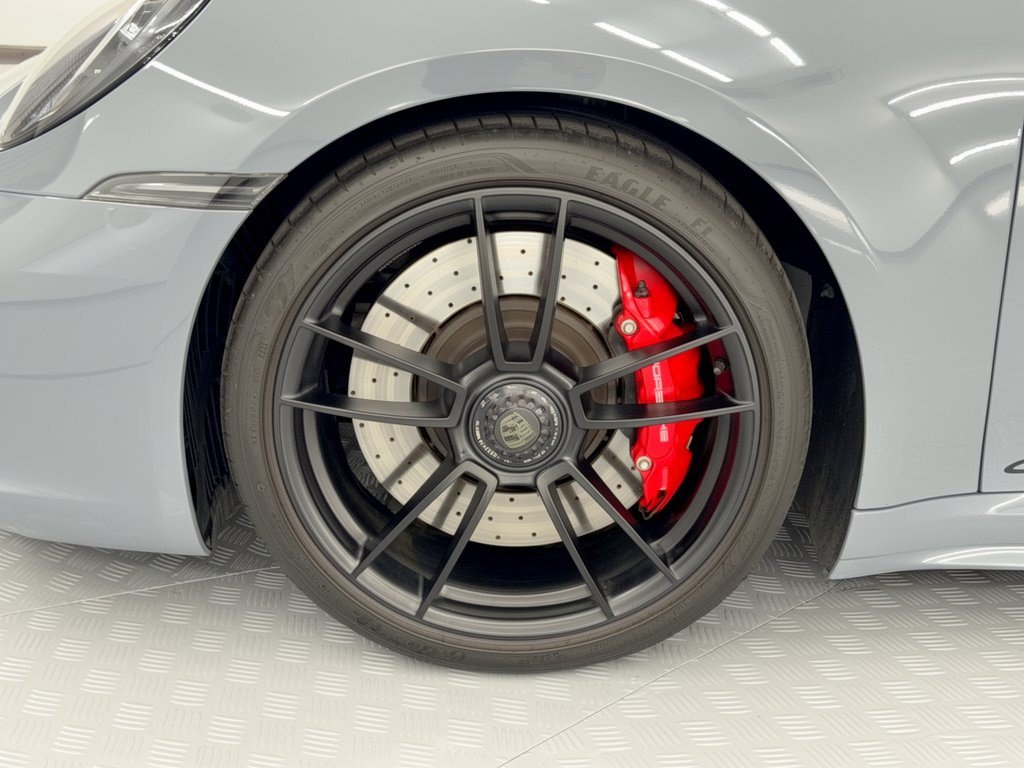 Certified 2024 Porsche 911 Carrera GTS RWD image 13