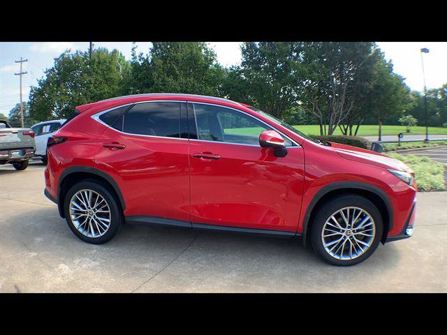 Used 2023 Lexus NX 350h AWD image 9