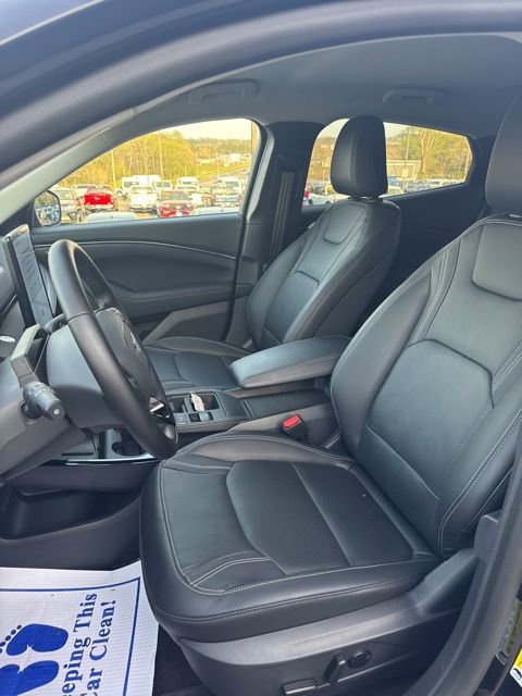 Used 2025 Ford Mustang Mach-E Premium RWD image 9