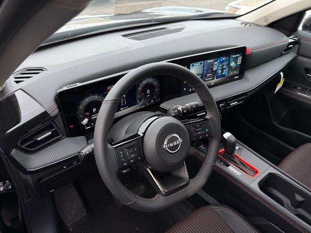 New 2026 Nissan Kicks SR FWD image 17