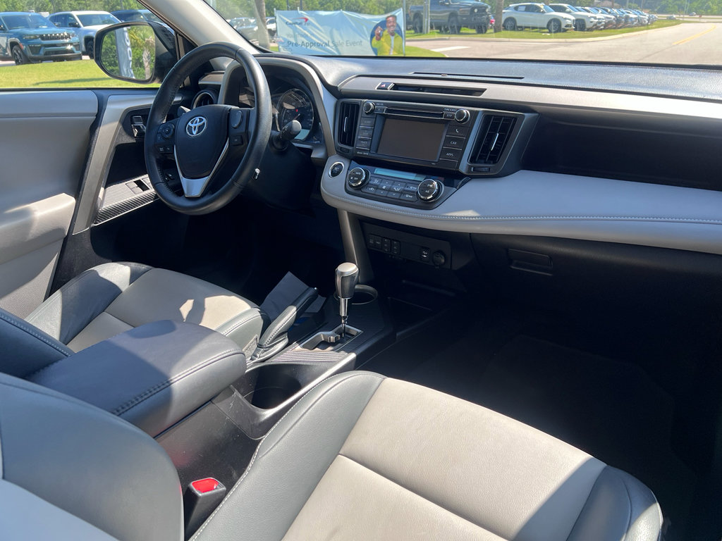 Used 2013 Toyota RAV4 Limited FWD image 15