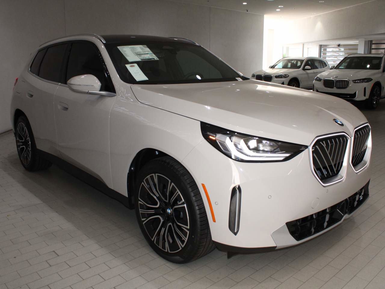 Certified 2025 BMW X3 xDrive30i AWD/4WD image 9