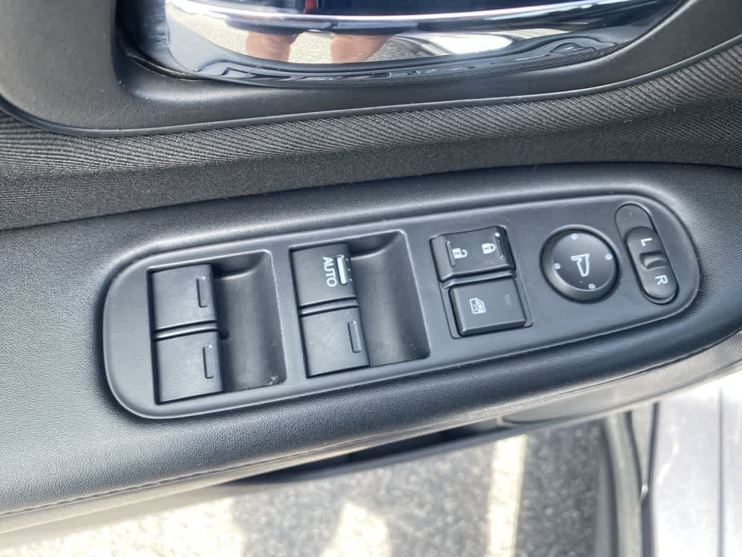 Used 2017 Honda HR-V LX image 13