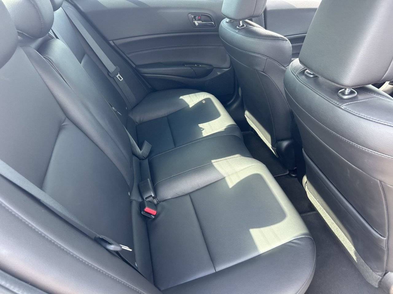 Used 2016 Acura ILX FWD image 13