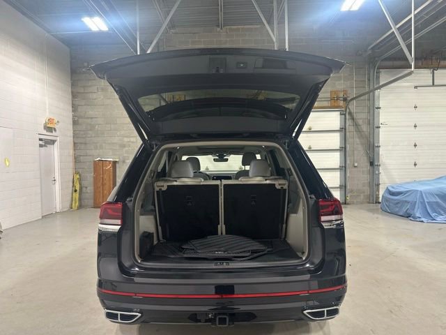 Certified 2024 Volkswagen Atlas SEL Premium R-Line image 21