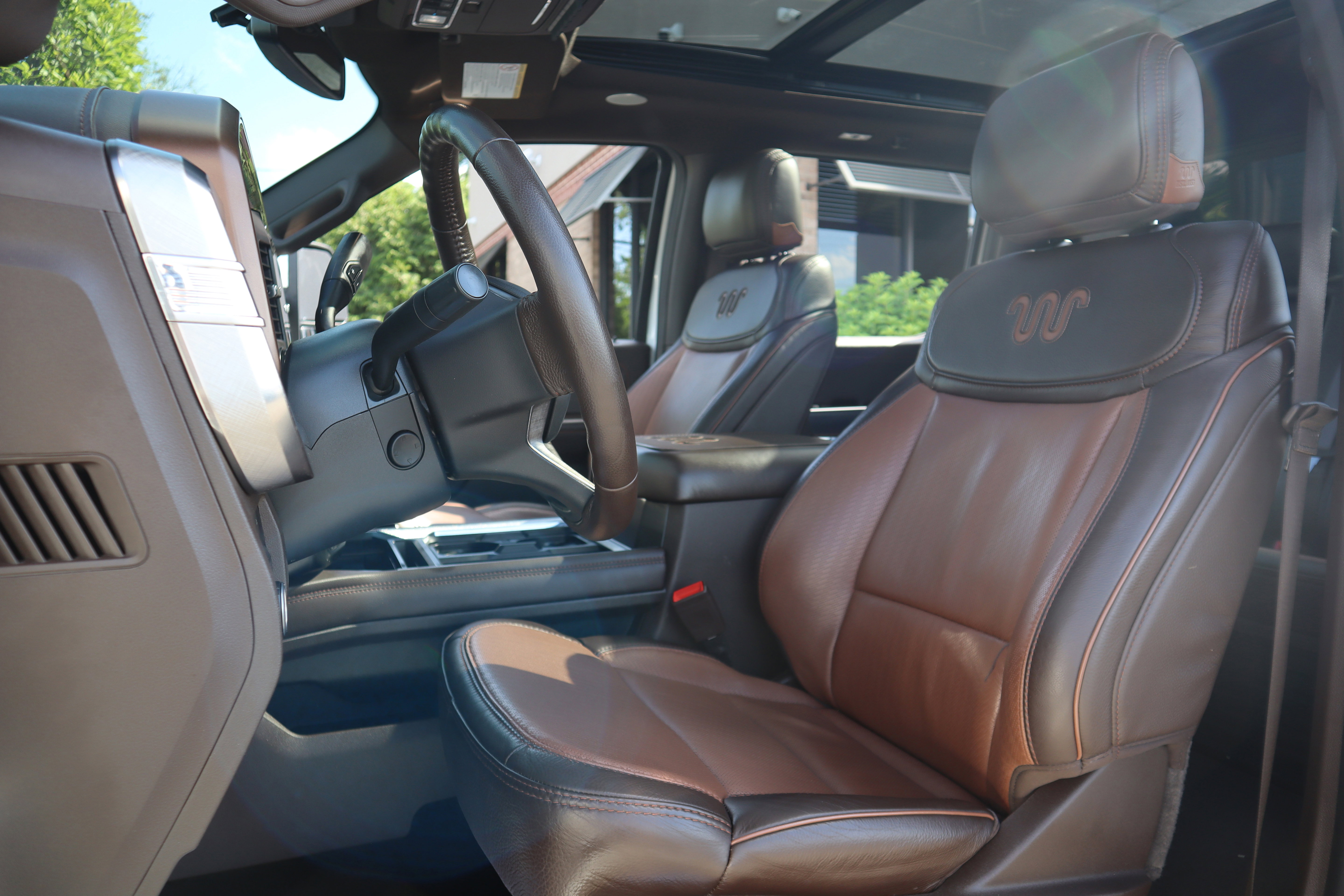 Used 2024 Ford F350 King Ranch w/ Chrome Package AWD/4WD image 35