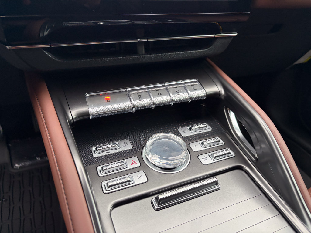 New 2026 Lincoln Nautilus Reserve AWD/4WD image 42