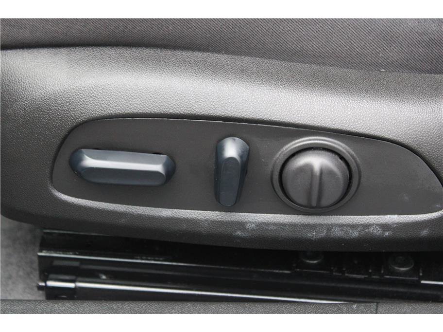 Used 2024 Chevrolet Malibu LT image 11