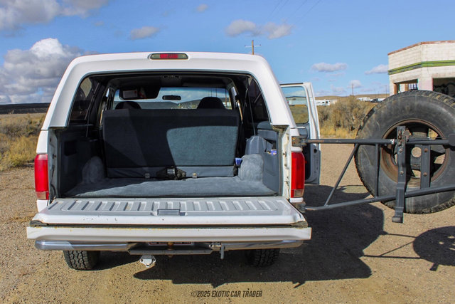 Used 1993 Ford Bronco XLT image 16