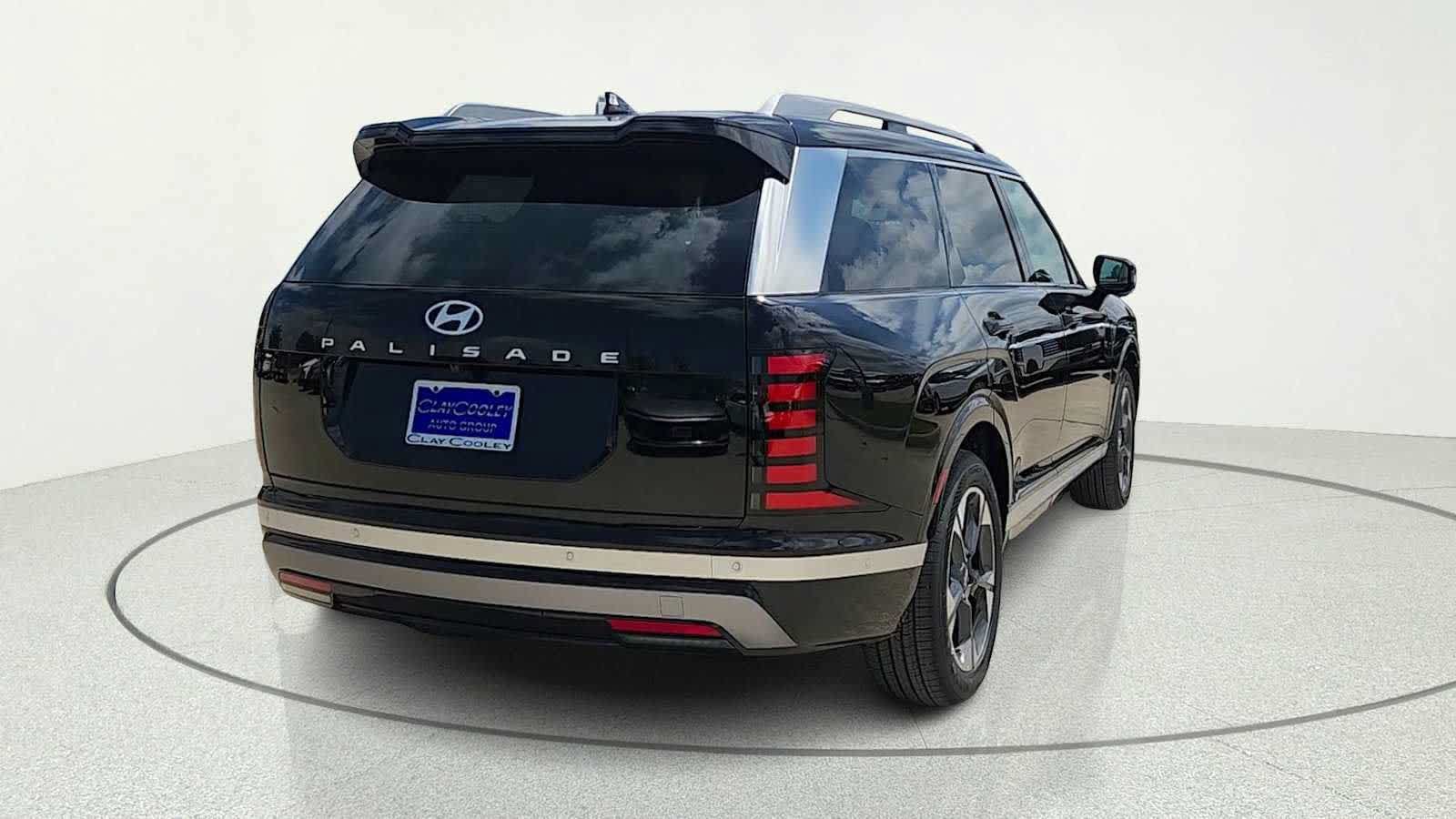 New 2026 Hyundai Palisade Limited FWD image 6