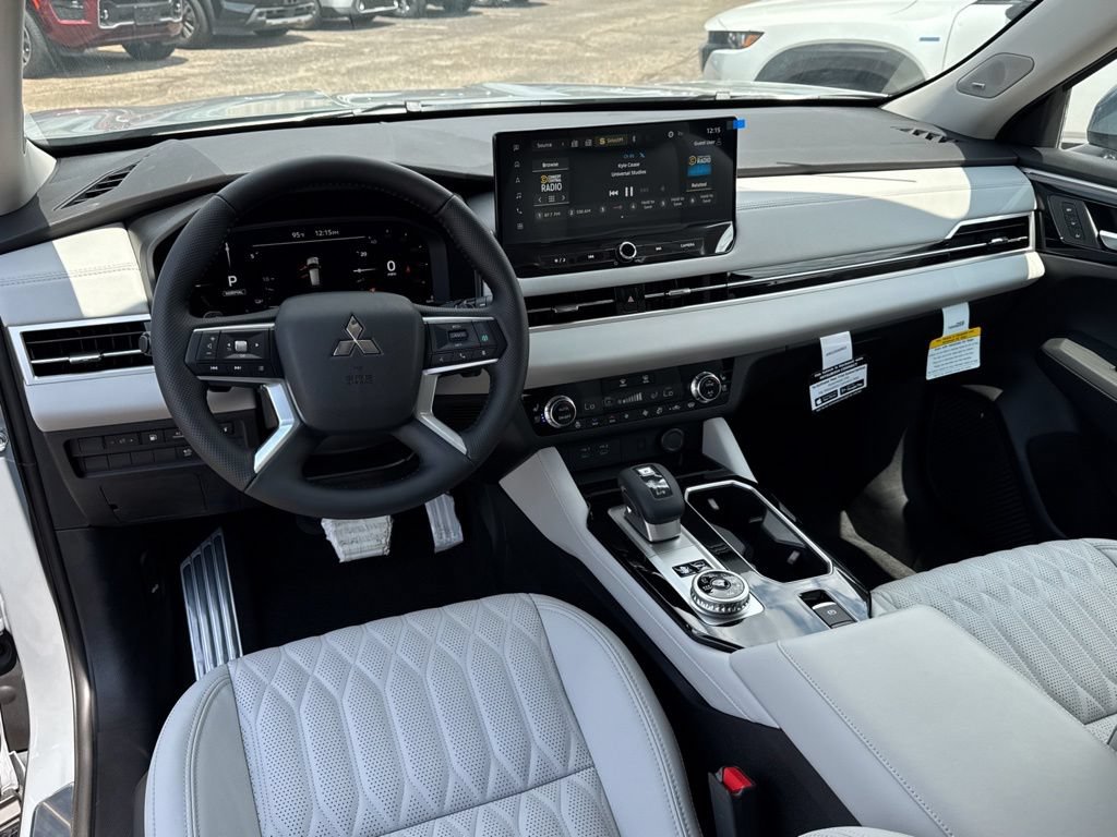 New 2026 Mitsubishi Outlander SEL AWD/4WD image 7