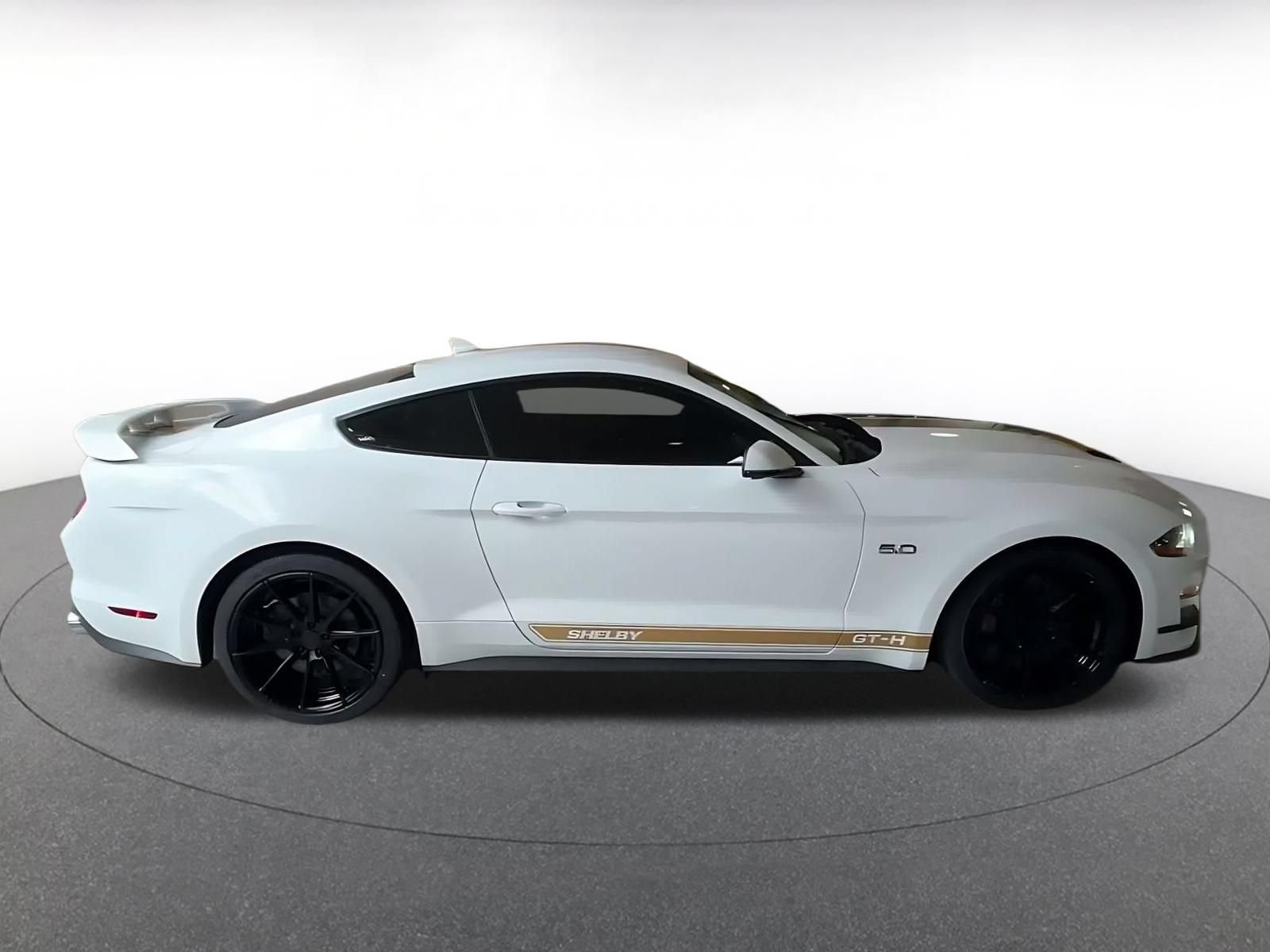 Used 2022 Ford Mustang GT Premium w/ GT Performance Package RWD image 15