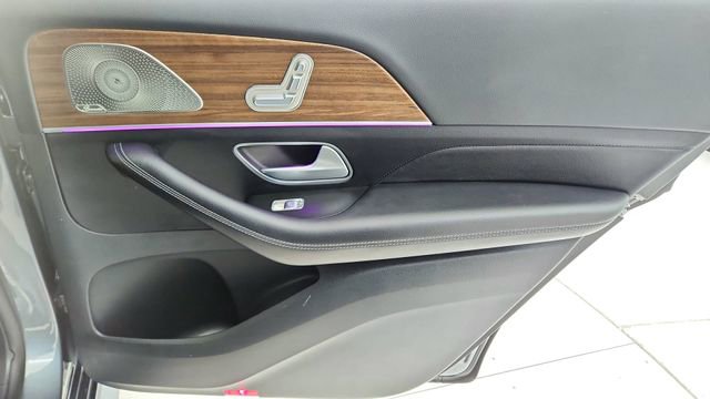 Used 2025 Mercedes-Benz GLS 450 4MATIC image 28