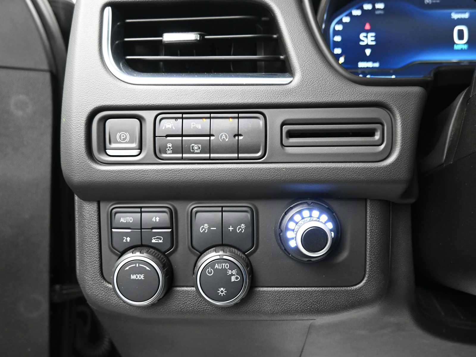 Used 2023 Chevrolet Tahoe LT w/ LT Signature Plus Package image 10