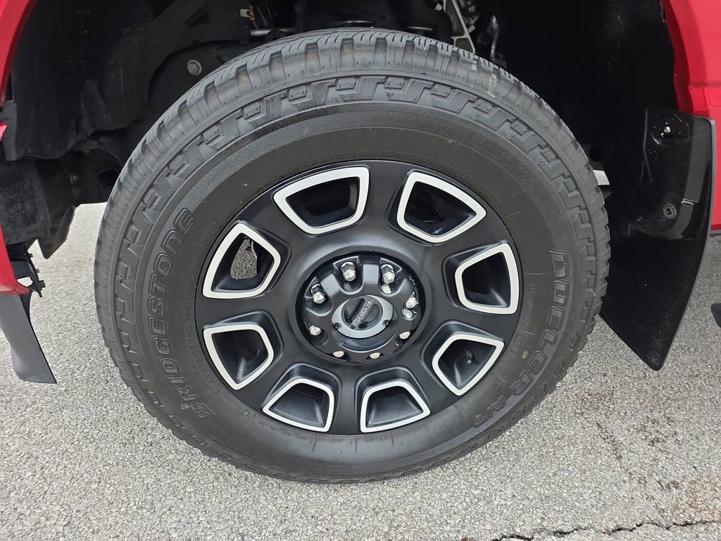 Used 2024 Ford F250 Platinum w/ FX4 Off-Road Package image 13