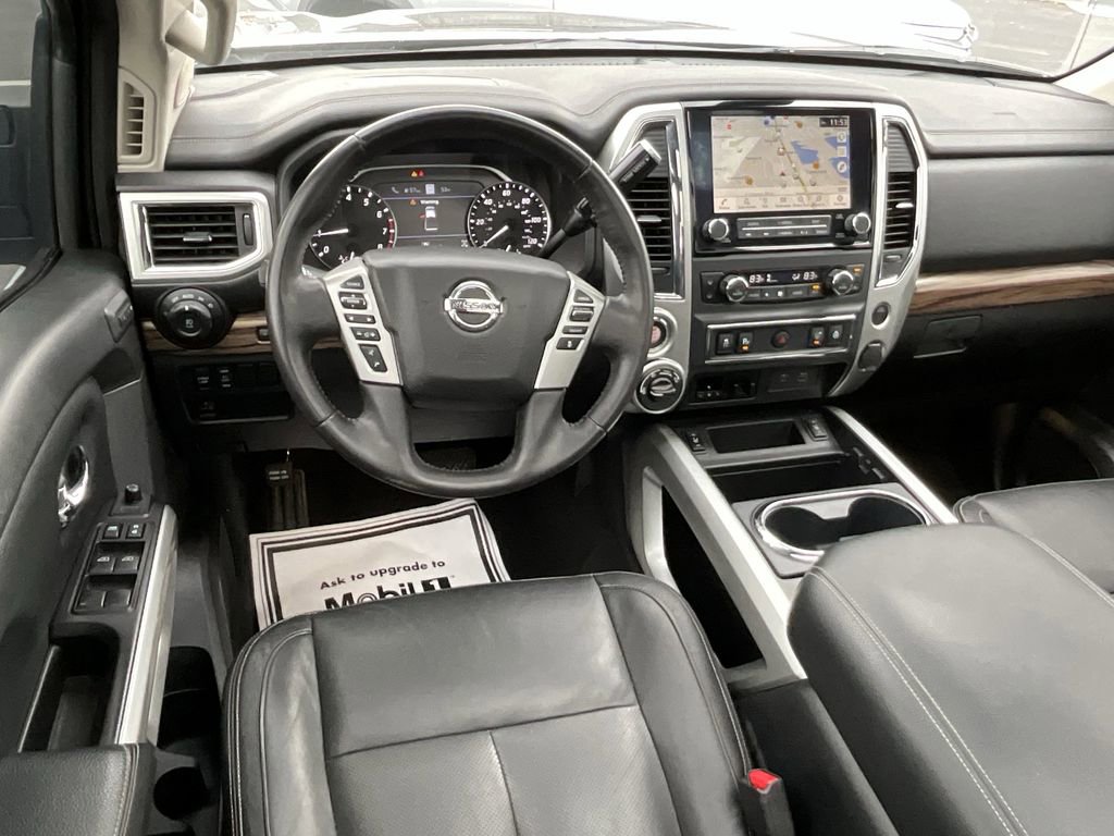 Used 2020 Nissan Titan SL w/ Moonroof Package image 31