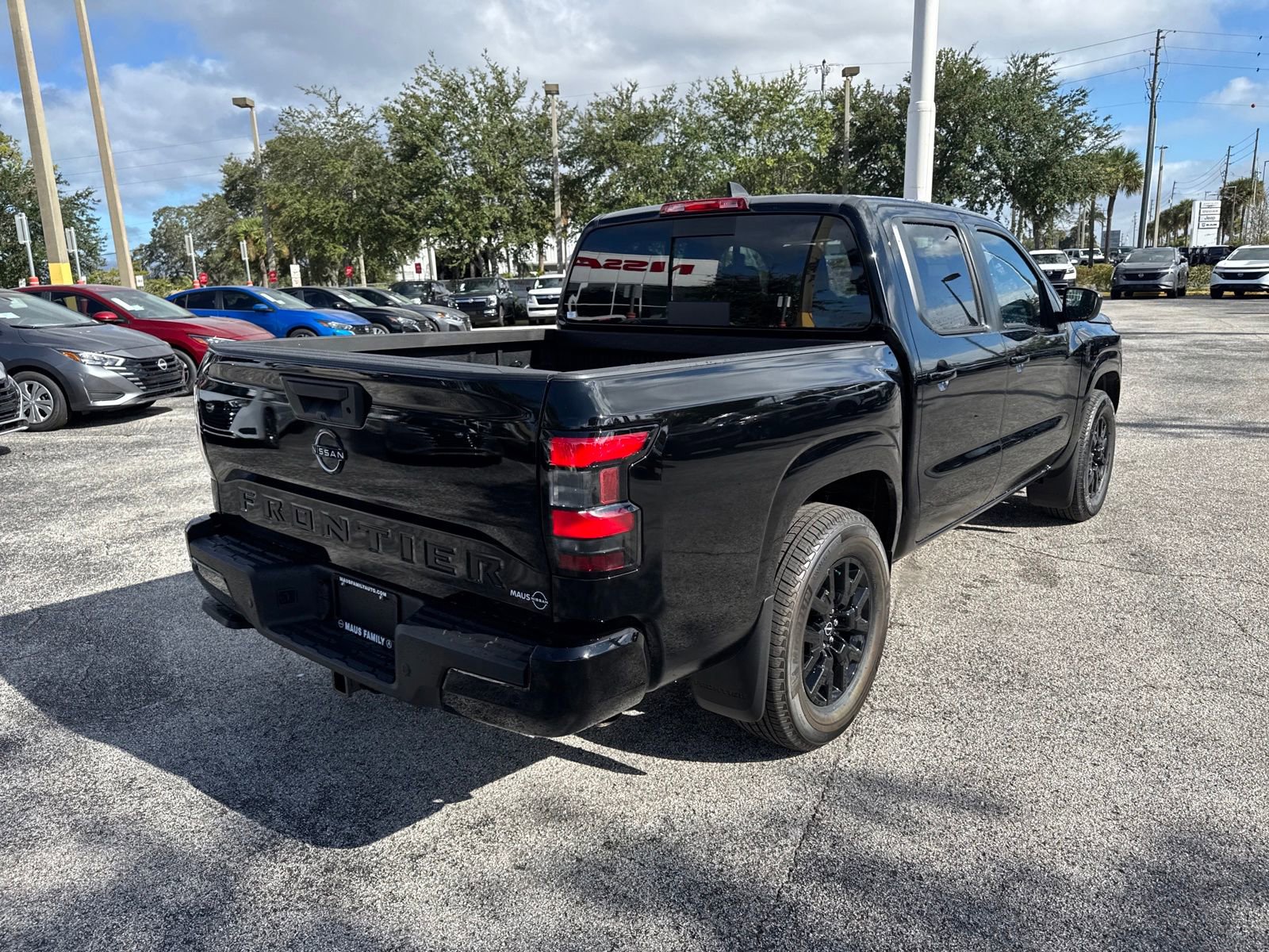 New 2026 Nissan Frontier SV image 6
