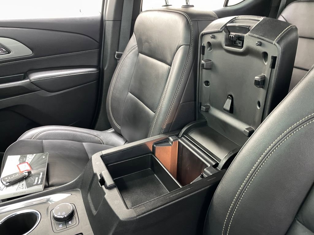 Certified 2023 Chevrolet Traverse LT w/ LPO, Floor Liner Package AWD/4WD image 35