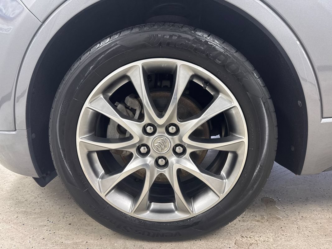 Used 2020 Buick Envision Essence w/ Experience Buick Package FWD image 9