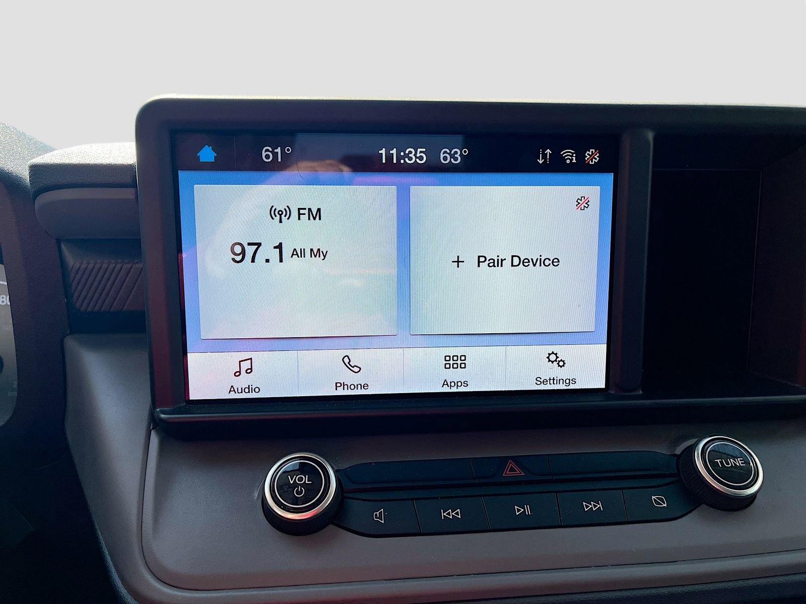 Used 2023 Ford Maverick XL FWD image 14