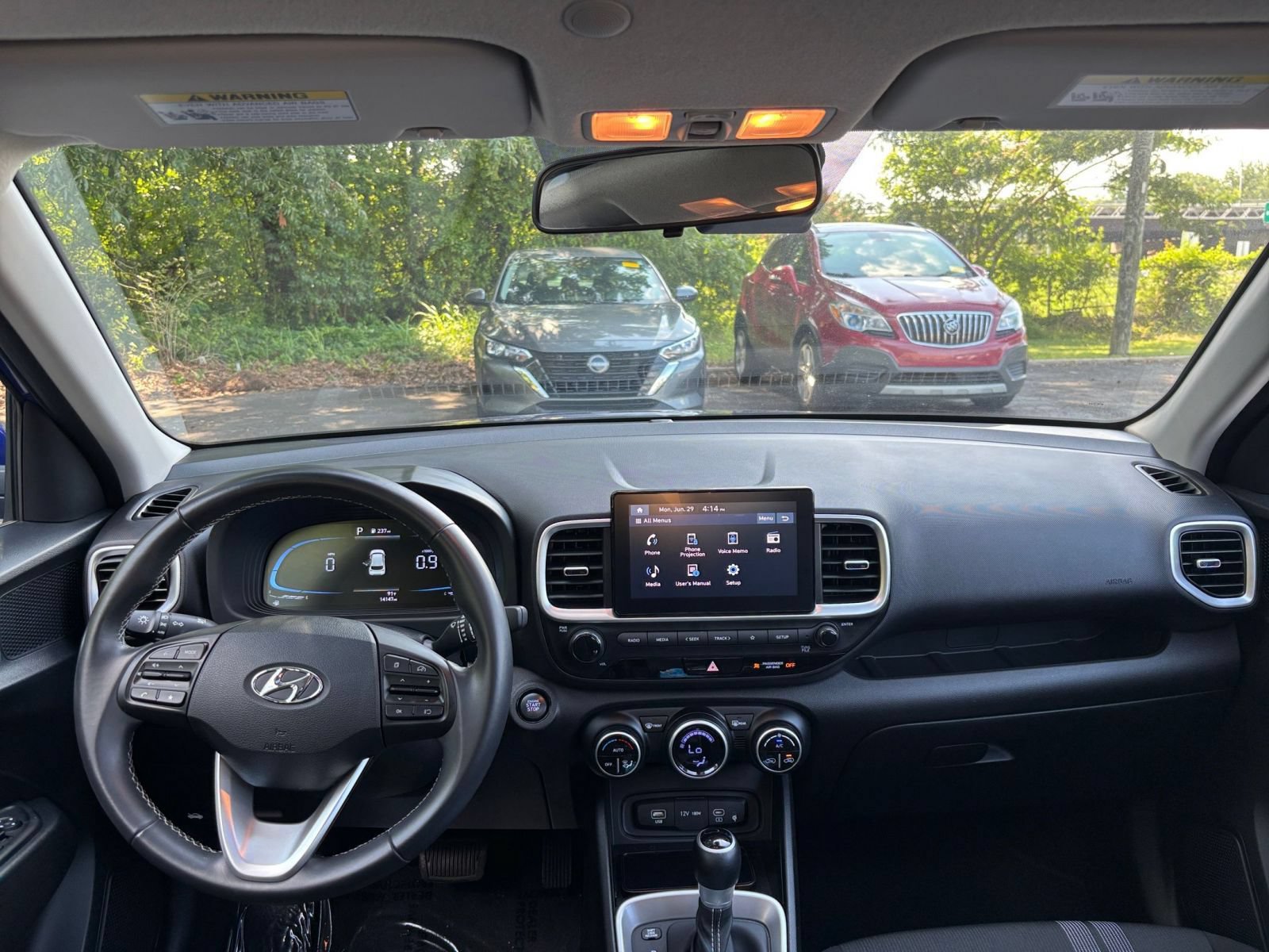 Used 2026 Hyundai Venue SEL FWD image 33