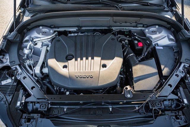 New 2026 Volvo XC60 B5 Plus w/ Climate Package image 20