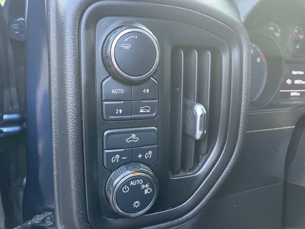 Used 2021 Chevrolet Silverado 1500 W/T w/ WT Value Package AWD/4WD image 33