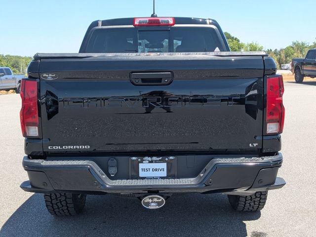 Used 2023 Chevrolet Colorado LT w/ LT Convenience Package II AWD/4WD image 4