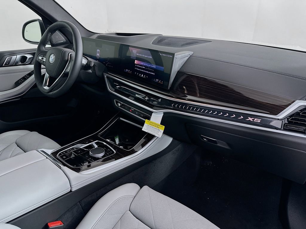 New 2026 BMW X5 xDrive40i w/ Climate Comfort Package image 37