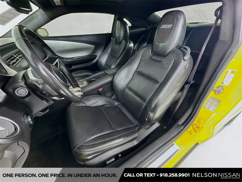 Used 2010 Chevrolet Camaro SS w/ RS Package image 19