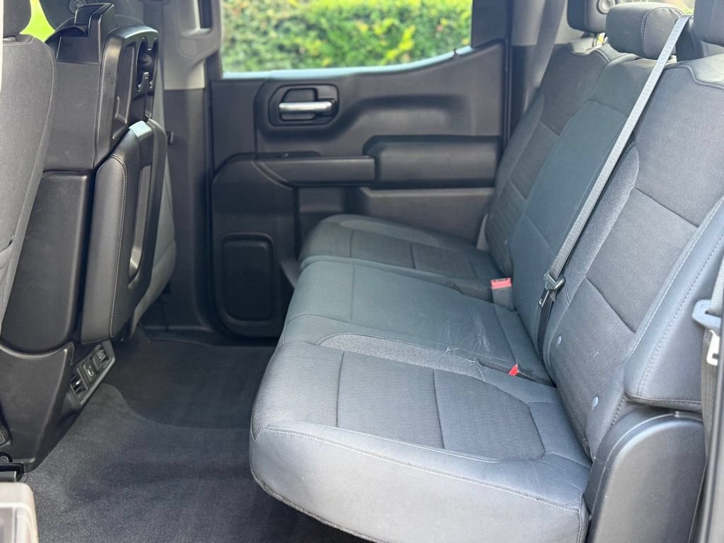 Used 2020 Chevrolet Silverado 1500 LT w/ Convenience Package AWD/4WD image 13