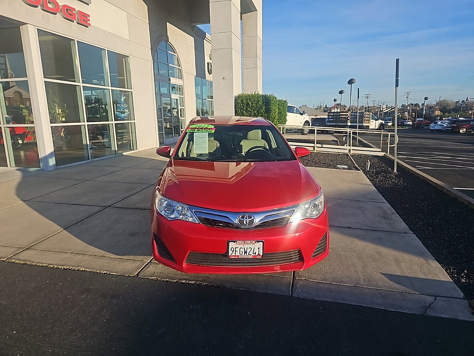 Used 2012 Toyota Camry LE image 8
