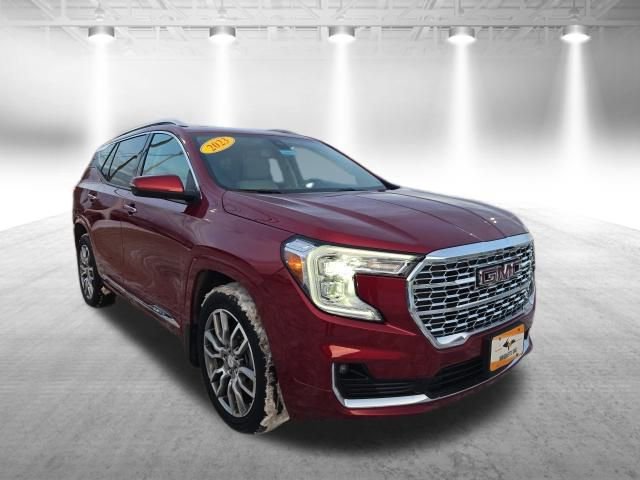Used 2023 GMC Terrain Denali image 5