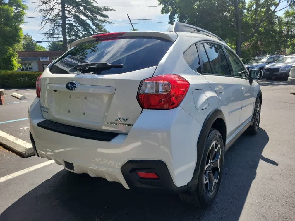 Used 2015 Subaru Crosstrek 2.0i Premium AWD/4WD image 3