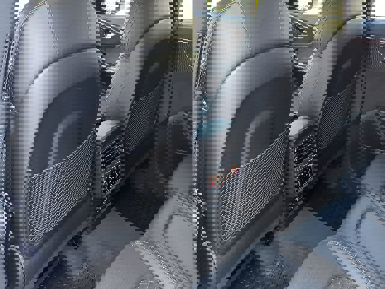 Used 2021 Audi SQ8 Prestige image 18