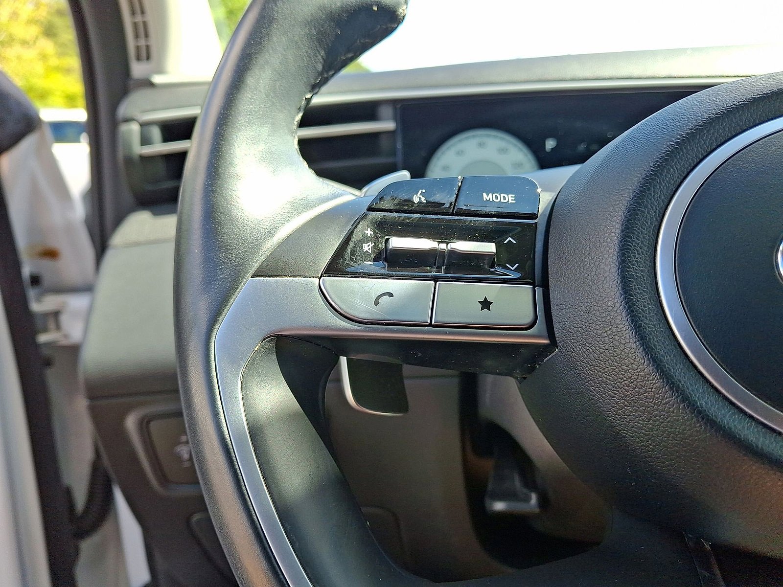 Certified 2023 Hyundai Tucson Limited image 23