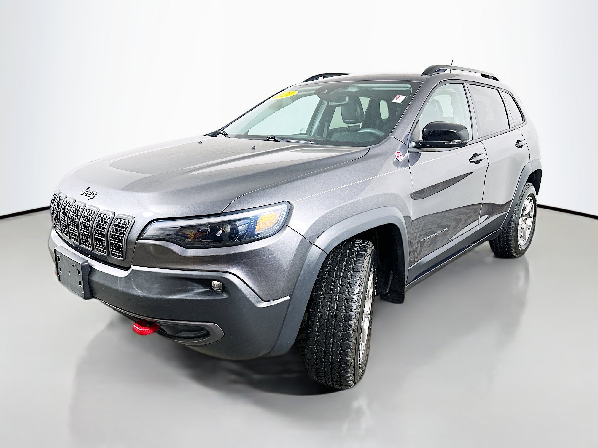 Used 2022 Jeep Cherokee Trailhawk w/ Premium Leather Package AWD/4WD image 3