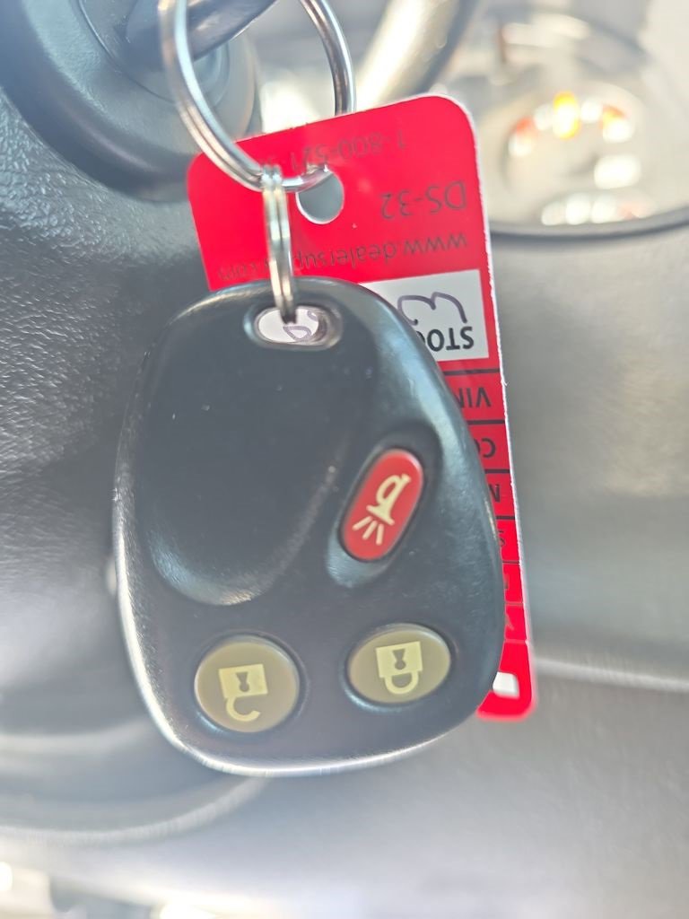 Used 2006 Chevrolet Silverado 2500 LT w/ Heavy-Duty Power Package image 25