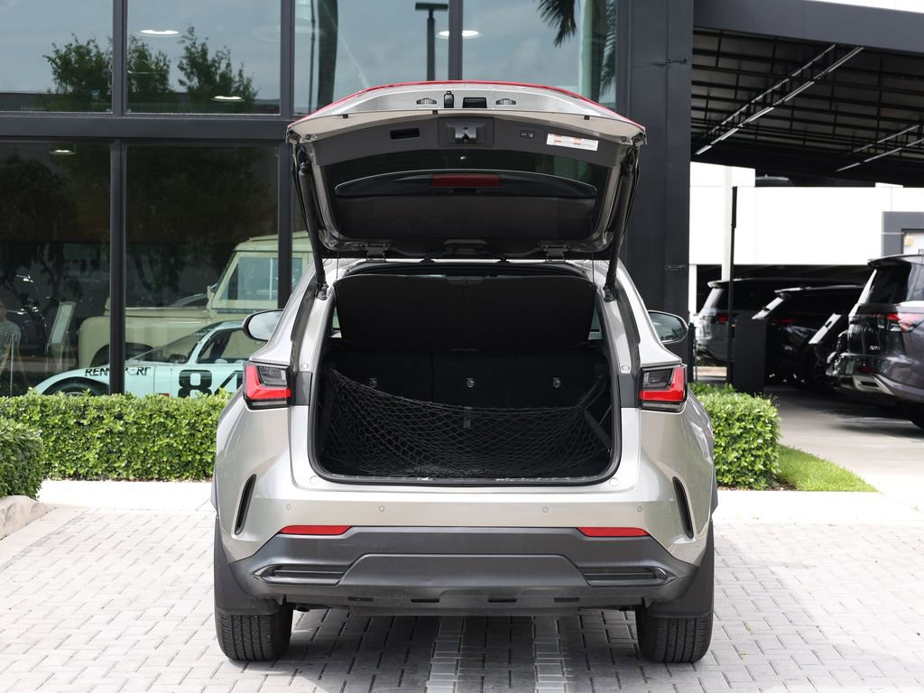 Used 2022 Lexus NX 250 FWD image 7