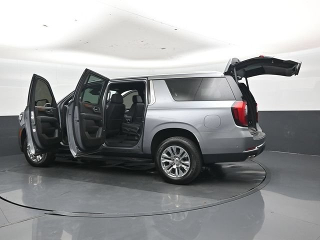 Used 2025 GMC Yukon XL Denali AWD/4WD image 51